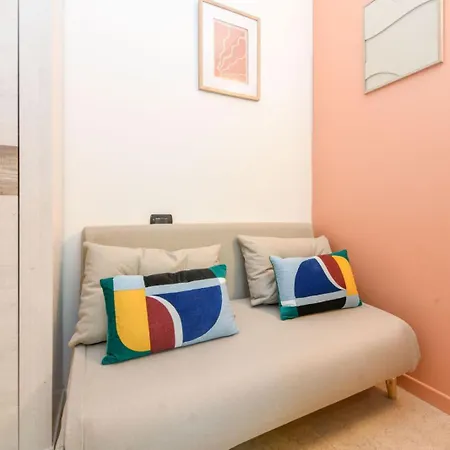 Du Apartment *